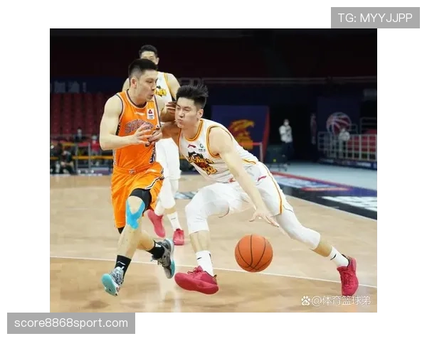 篮球比赛中,为什么脚踢球违例容易被忽视? 篮球比赛中,为什么脚踢球违例容易被忽视?